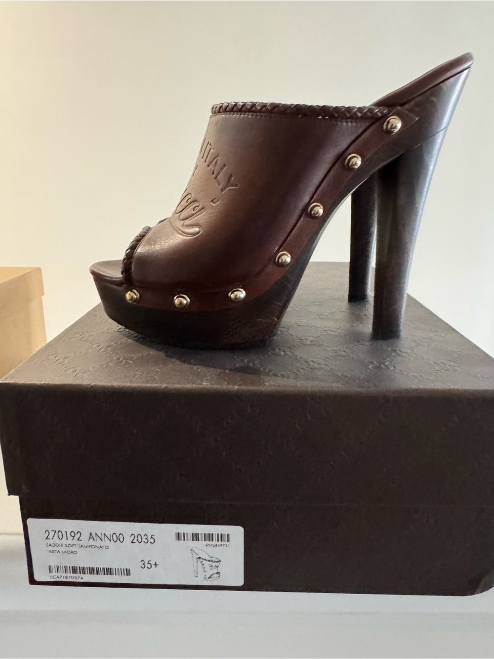 GUCCI. Saddle soft tamponato esta mora- Brown LeatherMules